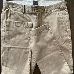 J. Crew 770 Straight Fit Chino S 32